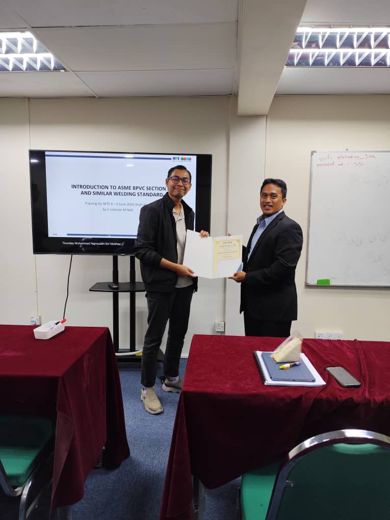 Training session with industry participants
